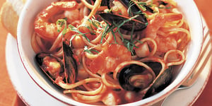 Pâtes aux Fruits de Mer et Sauce Arrabiata