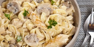 Pâtes Poulet, Béchamel et Champignons