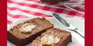 Pain aux Bananes Grillé avec Beurre au Bacon à L’érable