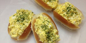 PETITS PAINS AUX ŒUFS