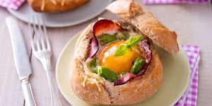 Photo de la Recette: Pain Surprise Gratiné, Fèves et Bacon
