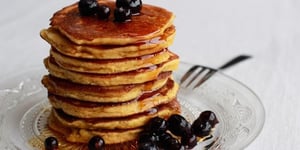 Pancakes {pauvres en glucides, sans gluten & sans lait}