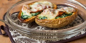 Photo de la Recette: Pelures de Pommes de Terre Gratinées Épinards et Bacon