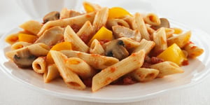 Penne Rigate au Poulet, aux Poivrons et aux Champignons