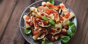 Photo de la Recette: Pennes Sans Sel Aubergine-Tomates
