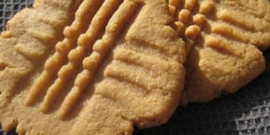 Photo de la Recette: Petits Sablés au Beurre de Cacahuète