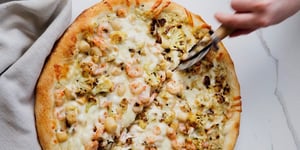 Photo de la Recette: Pizza aux Fruits de Mer et au Chou-Fleur