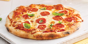 Photo de la Recette: Pizza Margarita sur Feu de Bois