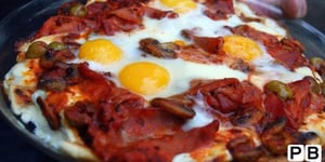 Photo de la Recette: PIZZA ROYALE AU BARBECUE