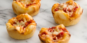 Photo de la Recette: Pizzas Épaisses dans des Moules à Muffins