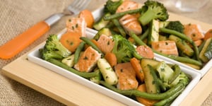 Photo de la Recette: Poêlée de Légumes Verts et de Saumon