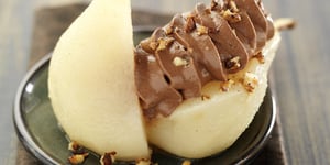 Photo de la Recette: Poires Pochées au Sirop D'érable Chantilly Choco Caramel