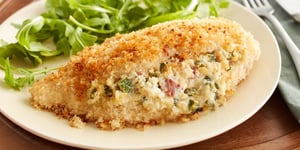 Poitrines de Poulet Farcies au Bacon, au Chili et au Fromage à la Crème