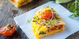Polenta aux Oignons et Tomates Confites