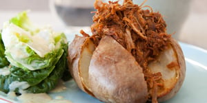 Photo de la Recette: Pomme de Terre au Four au Porc Effiloché D’Épicure
