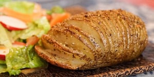 Pommes de Terre Style «Hasselback» au Rub de Montréal