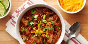 Porc Effiloché au Chili à 5 Ingrédients à la Mijoteuse