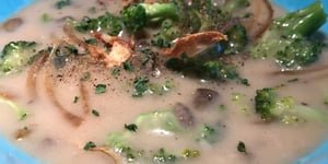 Photo de la Recette: Potage aux Champignons, Brocolis, et Oignons