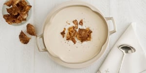 Potage Crémeux de Céleri-rave et de Pommes