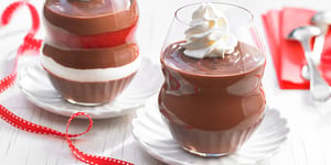 Photo de la Recette: Pouding au Chocolat et à la Crème Chantilly