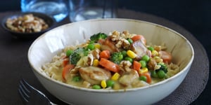 Poulet au Miel avec Noix de Grenoble à la Dijonnaise