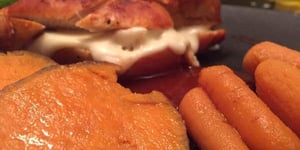 Photo de la Recette: Poulet BBQ Farci au Fromage