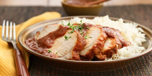 POULET EN CROÛTE CHILI AVEC SAUCE À LA SALSA