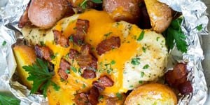 Poulet et Patates Ranch et Bacon sur le Barbecue