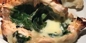 Photo de la Recette: Poulet Farci au Fromage et aux Épinards