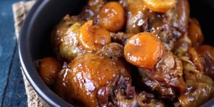 Photo de la Recette: Poulet Mijoté au Miel Pain D’épices et Abricots Secs
