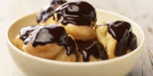 Profiteroles au Chocolat Express