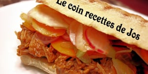 Photo de la Recette: ``PULLED PORK`` SANDWICH À L'EFFILOCHÉ DE PORC RÔTI