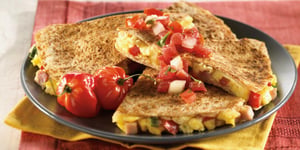 Photo de la Recette: Quesadilla au Jambon et au Fromage