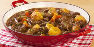 Ragout de Bœuf avec Fine Herbes et Oignons