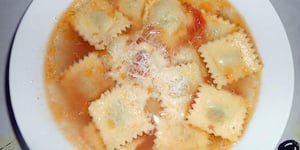 Photo de la Recette: RAVIOLI AU BROCCIU AL BRODO (au bouillon)