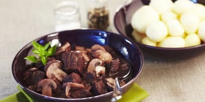 Boeuf Bourguignon Rapide (cocotte minute/auto-cuiseur)