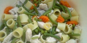Photo de la Recette: Pâtes au Poulet Haricots Verts - Carottes