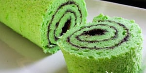 Photo de la Recette: PANDAN CHIFFON CAKE ROULÉ