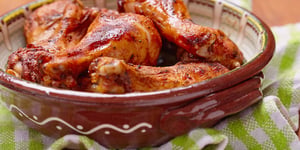 Photo de la Recette: Pilons de Poulet, Sauce à Côtes Levées