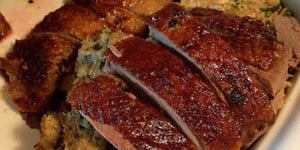 Photo de la Recette: Oie Farcie aux Marrons, au Foie Gras et Truffes Rôtie à la Broche