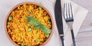 Photo de la Recette: Riz au Curry, Champignons et Petits Pois