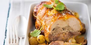 Rôti de Pintade Farci, Farce aux Cèpes et aux Raisins