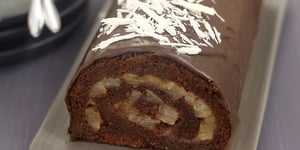 Photo de la Recette: Roulé au Chocolat et Poires Pochées à la Vanille