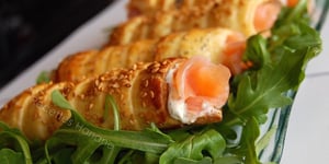 Photo de la Recette: Rouleaux Feuilletés au Saumon Fumé