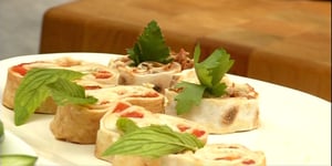 Photo de la Recette: Roulés de Pita à L’hummus