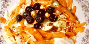 Salade de Chou et Carottes Crémeuse aux Pommes et Bleuets