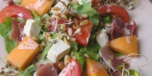 Photo de la Recette: Salade de Melon et sa Vinaigrette Chaude au Porto