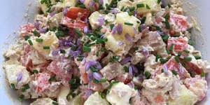 Photo de la Recette: Salade de Pomme de Terre au Thon et Fleur de Ciboulette