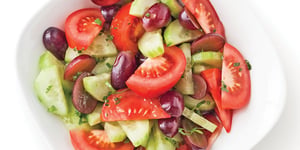 Photo de la Recette: Salade de Tomates avec Concombres et Raisins
