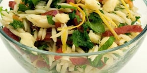 Photo de la Recette: SALADE D’ORZO, CHORIZO ET CHEDDAR ÎLE-AUX-GRUES